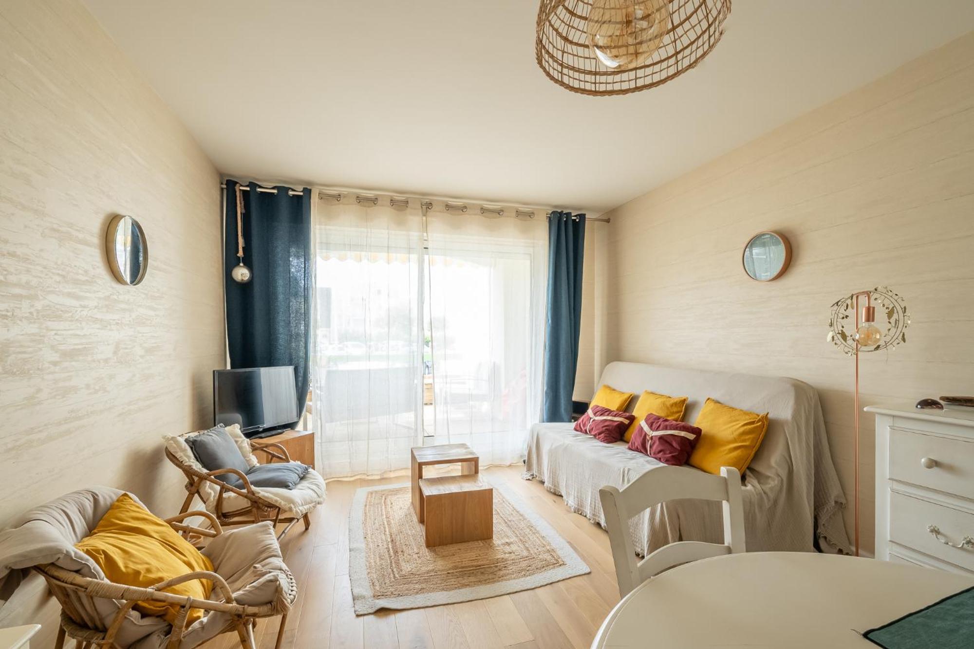Agreable Appartement Et Terrasse A 2 Pas De La Mer Вімере Екстер'єр фото