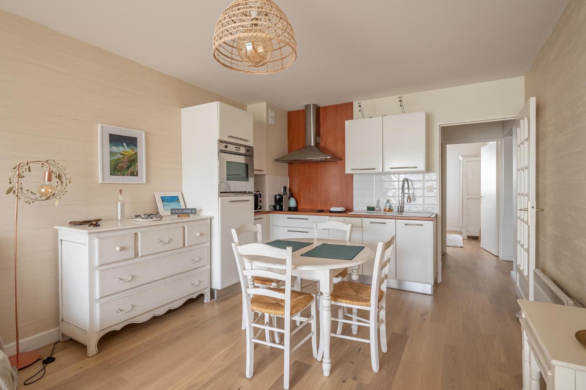 Agreable Appartement Et Terrasse A 2 Pas De La Mer Вімере Екстер'єр фото
